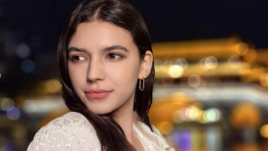 What Makes a Rear Multi-Focal Refined Portrait Unique?