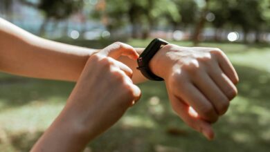 fitness tracker alerts feedback